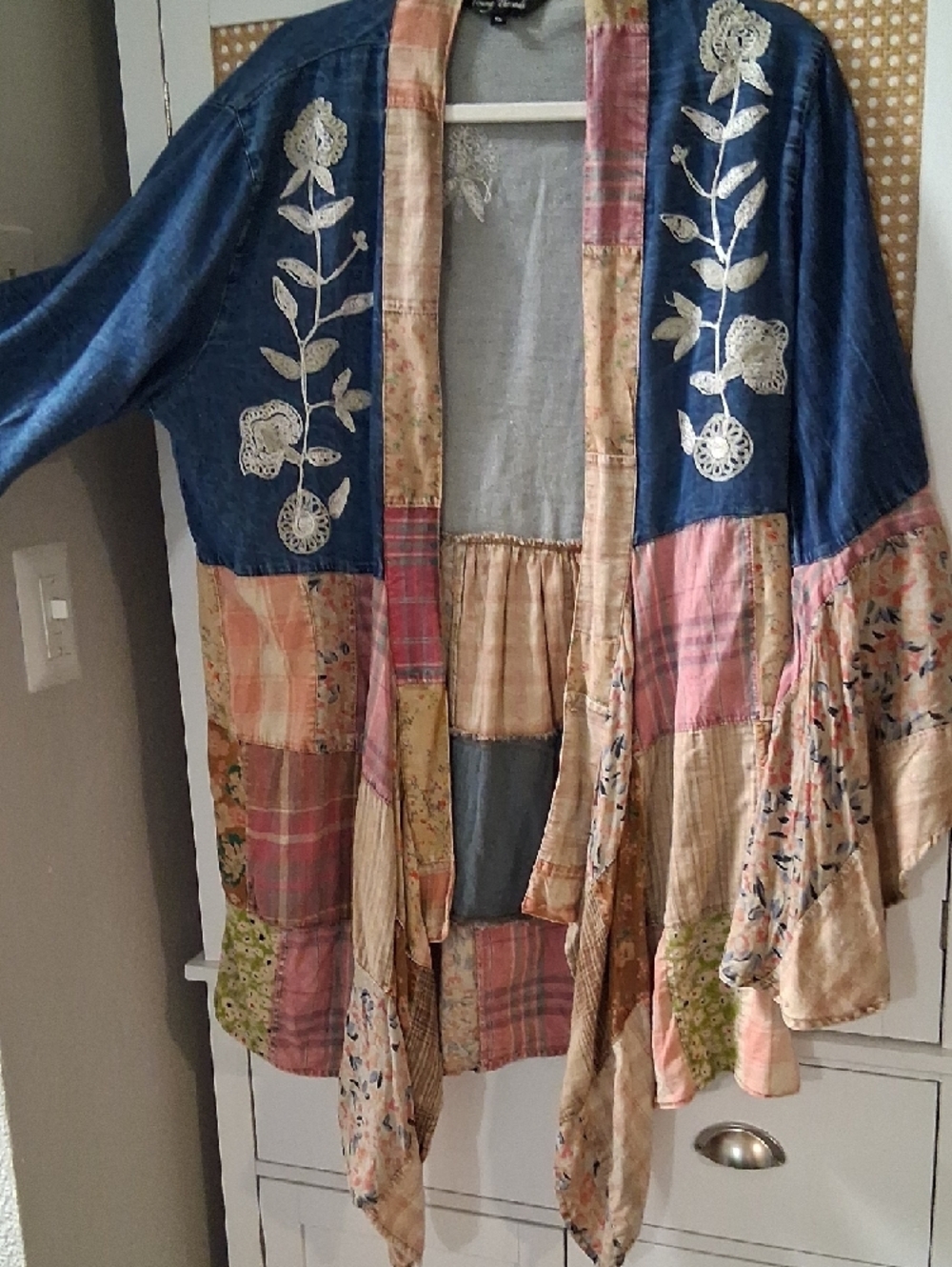 Patchwork Floral Embroidered Open Front Jacket - Blue & Pink - Picture 3 of 9